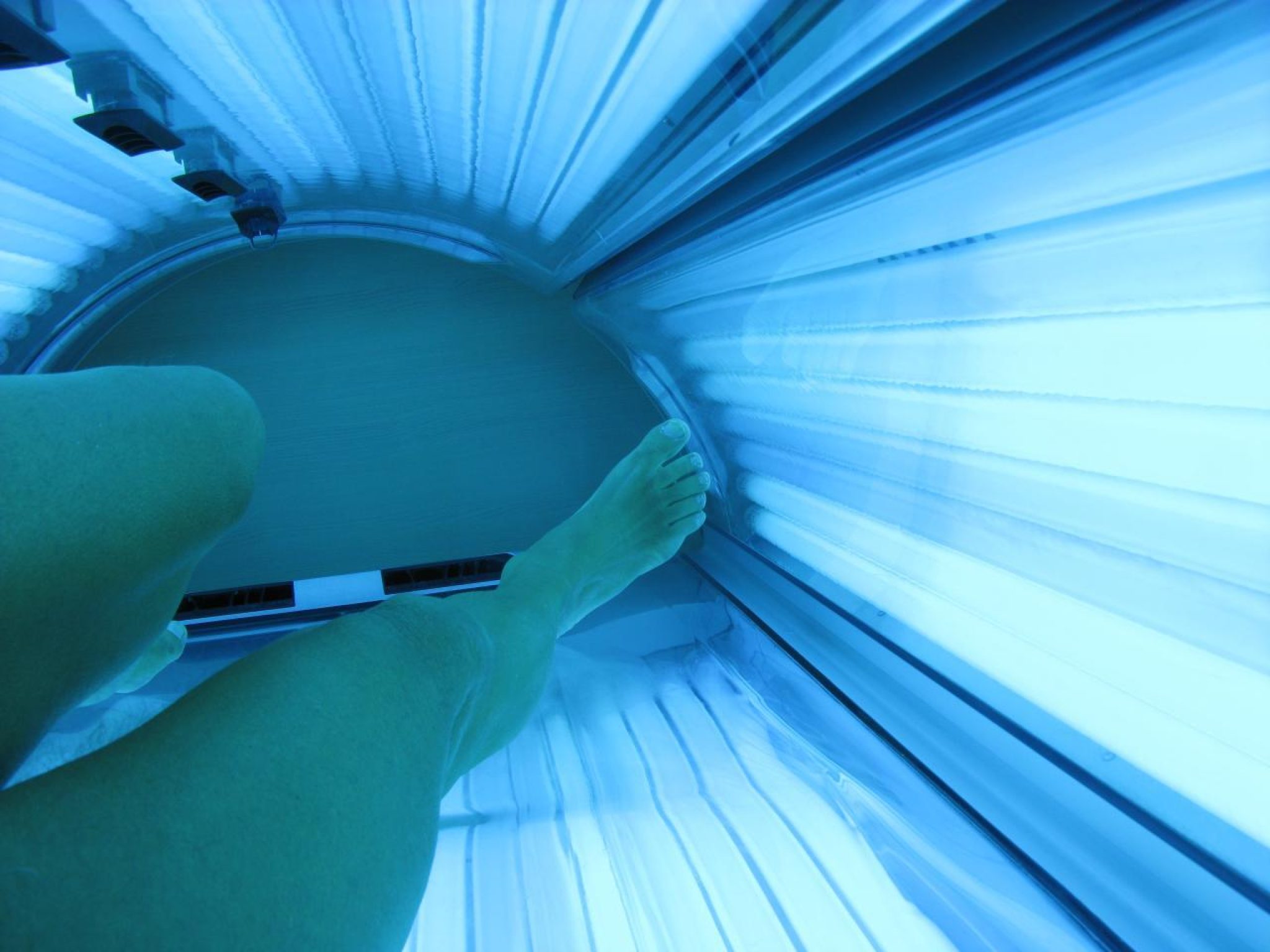 How to Use a Tanning Bed How 2 Use