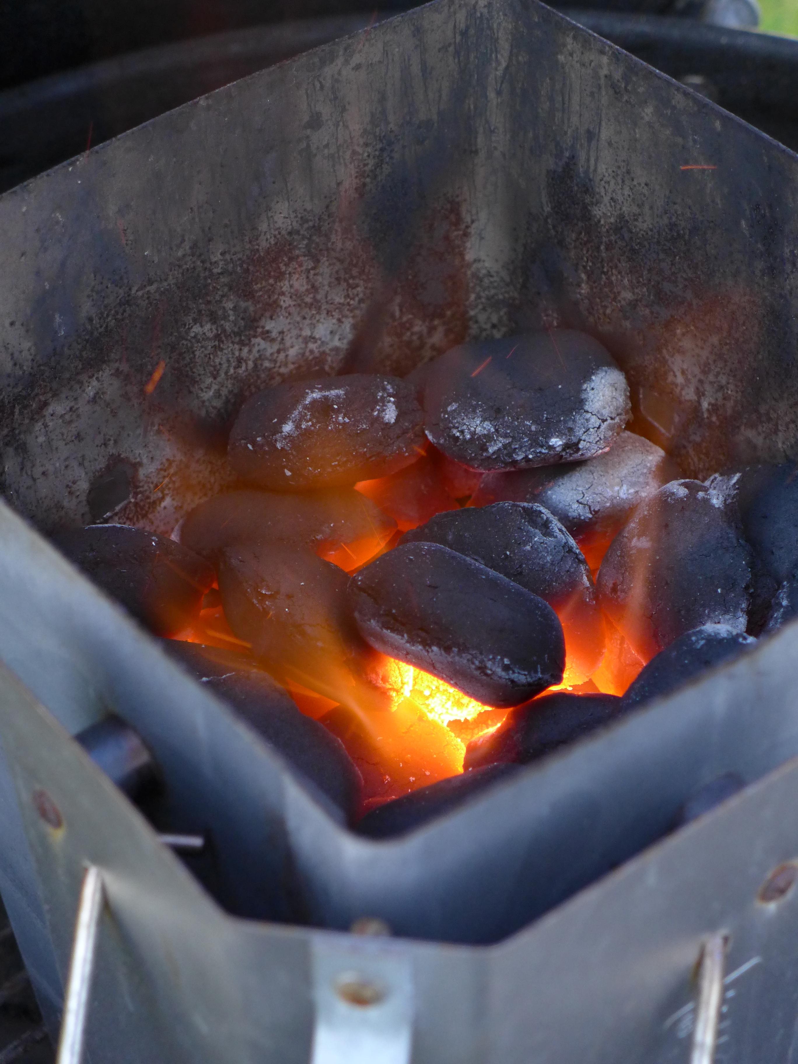 Using a⁣ Charcoal Chimney Safely and Efficiently